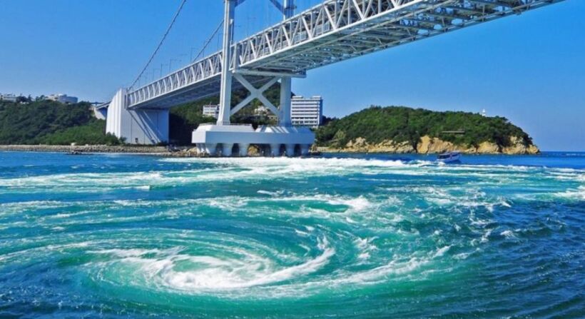 The Stunning Naruto Whirlpools spectacularspots.com