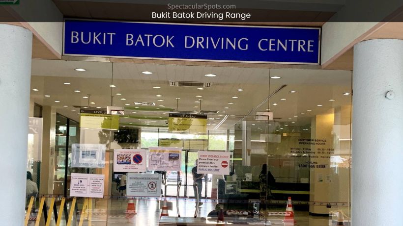 Bukit Batok Driving Range Where Golfers Elevate Their Skills in Singapore - spectacularspots.com image