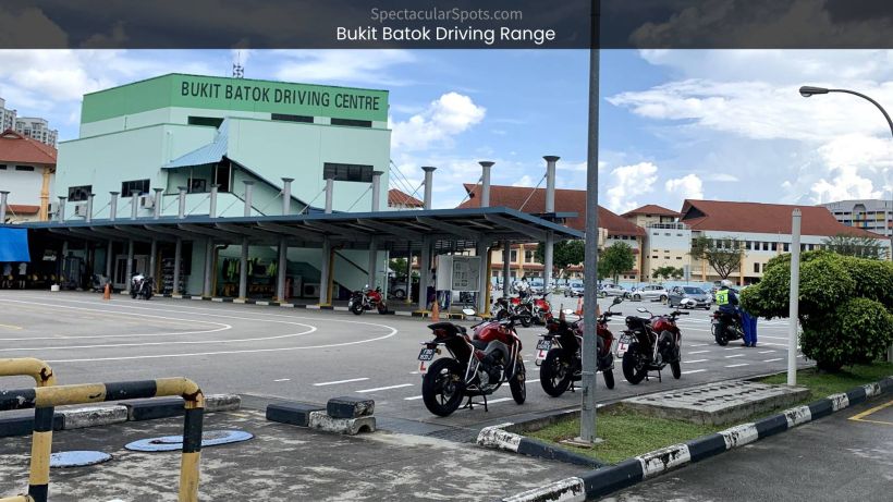 Bukit Batok Driving Range Where Golfers Elevate Their Skills in Singapore - spectacularspots.com img