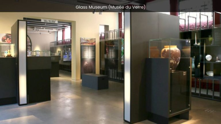 Musée du Verre: Unveiling the Beauty and Craftsmanship of Glass in Charleroi