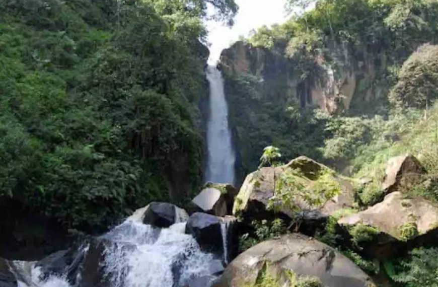 Coban Pelangi Waterfall - Nature’s Rainbow Oasis in East Java - spectacularspots.com featured