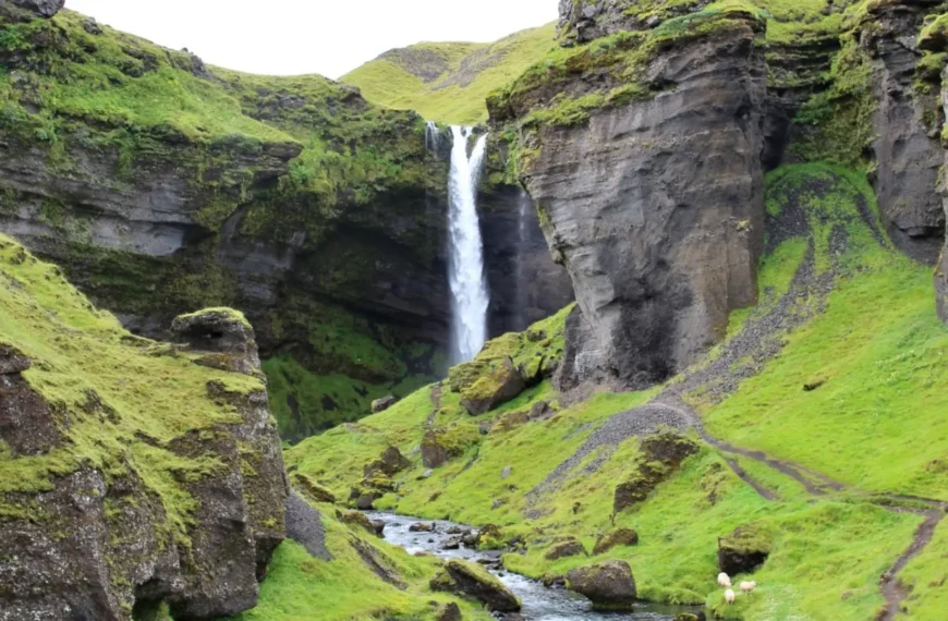 Kvernufoss Waterfall - The Undiscovered Treasure - spectacularspots img