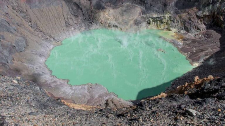 Santa Ana Volcano_ Epic El Salvador Adventure - spectacularspots.com