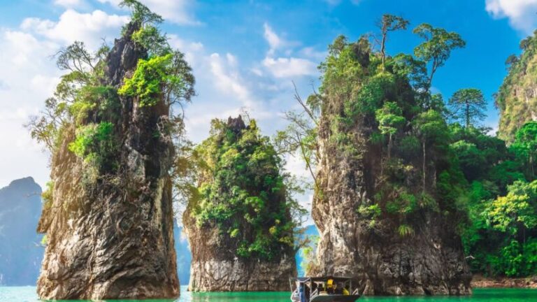 Khao Sok Travel GuideKhao Sok travel_ the only guide you need before you goKhao Sok Travel Guide - spectacularspots.com