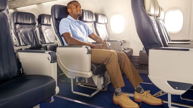 WestJet Rolls Back Economy Cabin Redesign, Prioritizing Comfort