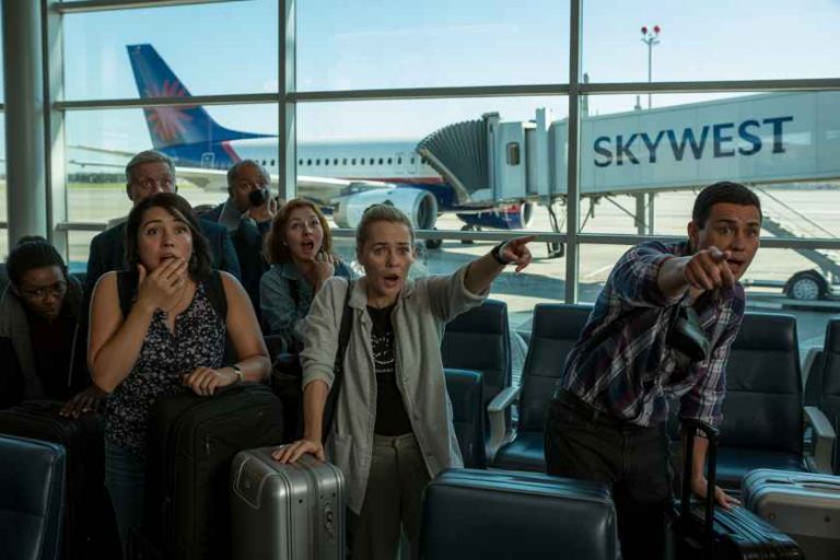 Panic Everywhere : SkyWest Cancellations Now Disrupt Travel to Mexico, Canada, Puerto Rico and Across the U.S.